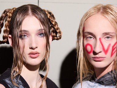 Mutatjuk a szezon legütősebb hajtrendjeit, egyenesen a divathét kifutóiról