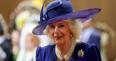 Kamilla királyné hatalmas feltűnést keltett a ruhájában: ha meglátod az extrém darabot, megérted, miért