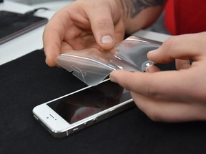 Gazdálkodj a drága telefonoddal okosan! Avagy egy fólia mind felett!