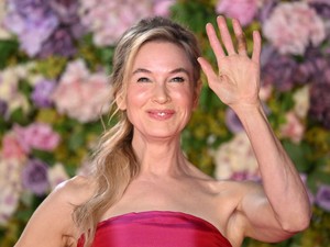 Emlékszel még? Így nézett ki Renée Zellweger 24 évvel ezelőtt az első Bridget Jones film bemutatóján