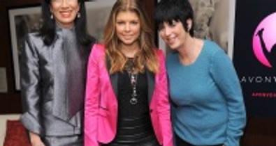 Új világsztárt keres az AVON Voices