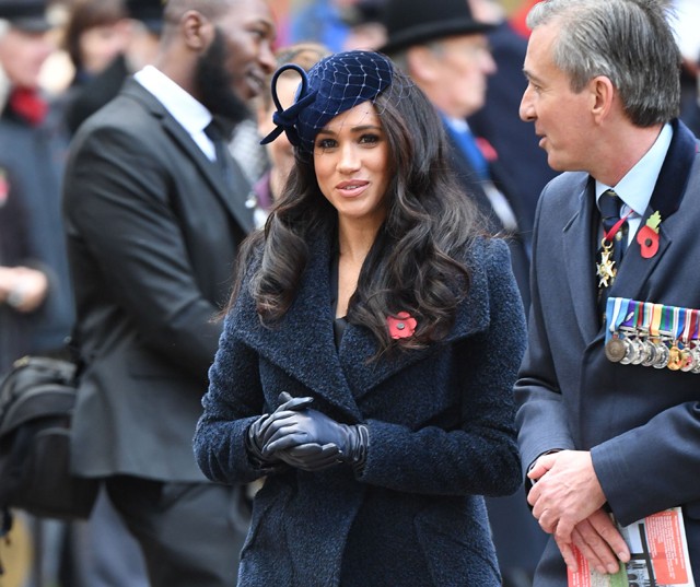 Meghan Markle natúr sminkje és frizurája a nap fénypontja