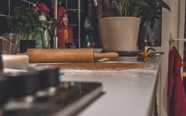 Fura karácsonyi szokások Amszterdamban - Zsófi holland sütireceptet hoz nektek