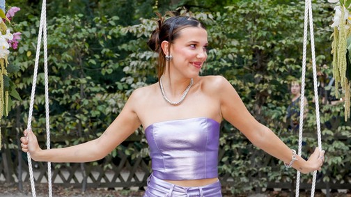 Millie Bobby Brown falatnyi bikiniben pózol, férje osztotta meg róla a pikáns fotót