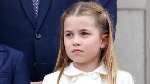 Sarolta hercegnő 8 éves lett, édes születésnapi portré készült róla
