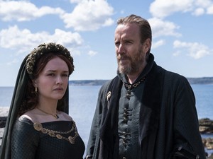 Olyan brutális lett a Sárkányok háza szexjelenete, hogy nem engedték levetíteni, de Olivia Cooke színésznő azért elmesélte