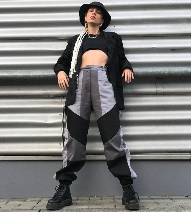 Kényelmes és vagány Lili mai szettje