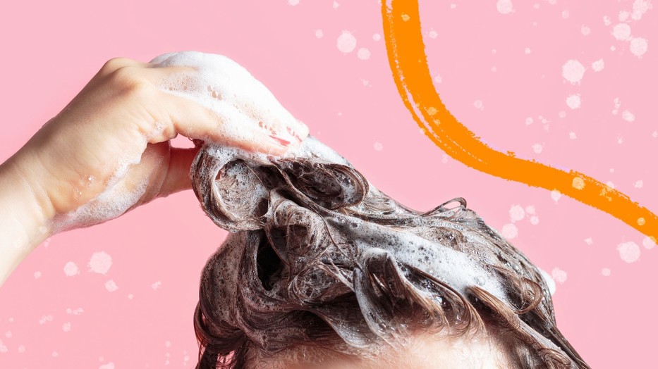 Frizurád kinézetéhez nem csupán genetikád és az általad használt termékek számítanak, hajmosási szokásaid is fontosabbak, mint gondolnád.