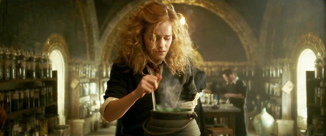 Száraz vagy sérült a hajad? Akkor ne kövesd el ezeket a hibákat a samponválasztásnál