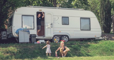 Lakókocsival a világ körül - Ilyen az artisták nem mindennapi élete belülről