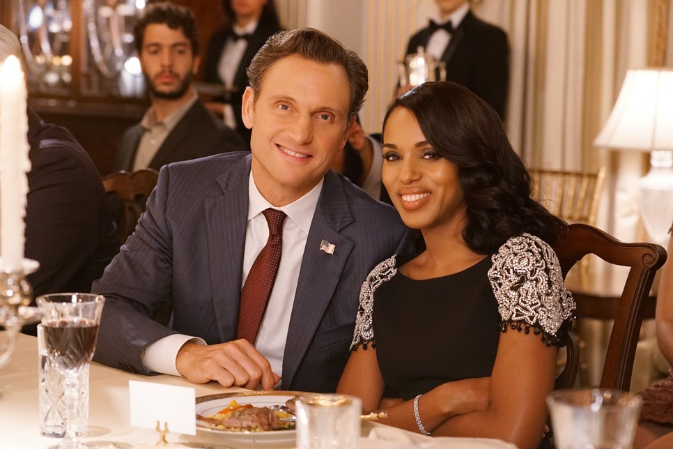 Kerry Washingtonnal a Botrány sorozat forgatásán