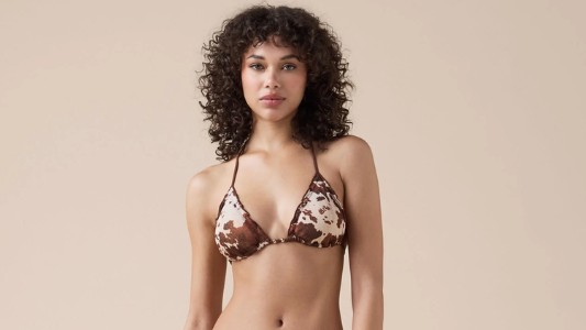 Hódít a bociminta, ezért természetesen akad néhány állatminta ihlette darab a Calzedonia új kollekciójában is. Rodeo Doll háromszög bikini felső (Barna/Bézs) CALZEDONIA  13 500 Ft 