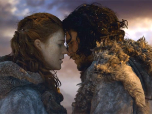 BRÉKING! Havas Jon és Ygritte összeházasodtak! Itt az első képek a mesebeli esküvőről!