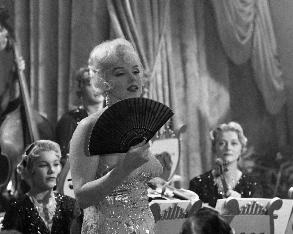 Marilyn Monroe szerint már 1959-ben is trendi volt a meztelenruha