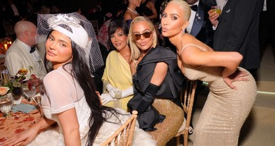 A Kardashian család gigantikus Photoshop-balesetet szenvedett