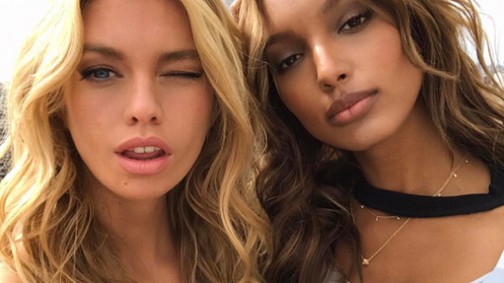 Justin Bieber VS szupermodellekkel dobta le a nyár slágerét - itt az új klip, a 2U