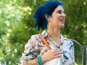 Abonyi Alma ma nem saját táskájával indult útnak