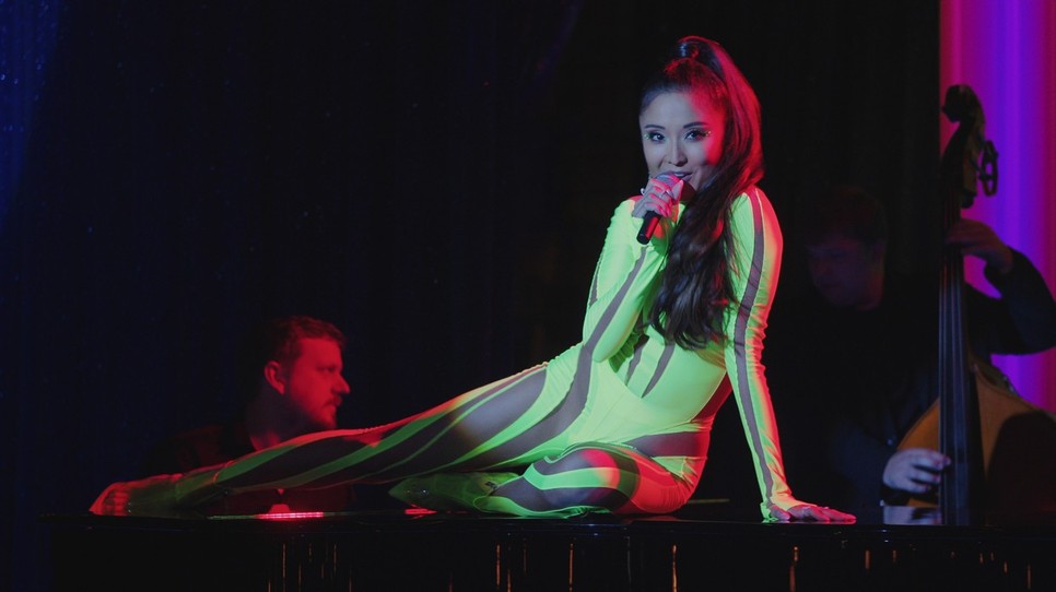 Mindy felrobbantotta a színpadot Dua Lipa Don't start now című dalának előadásával