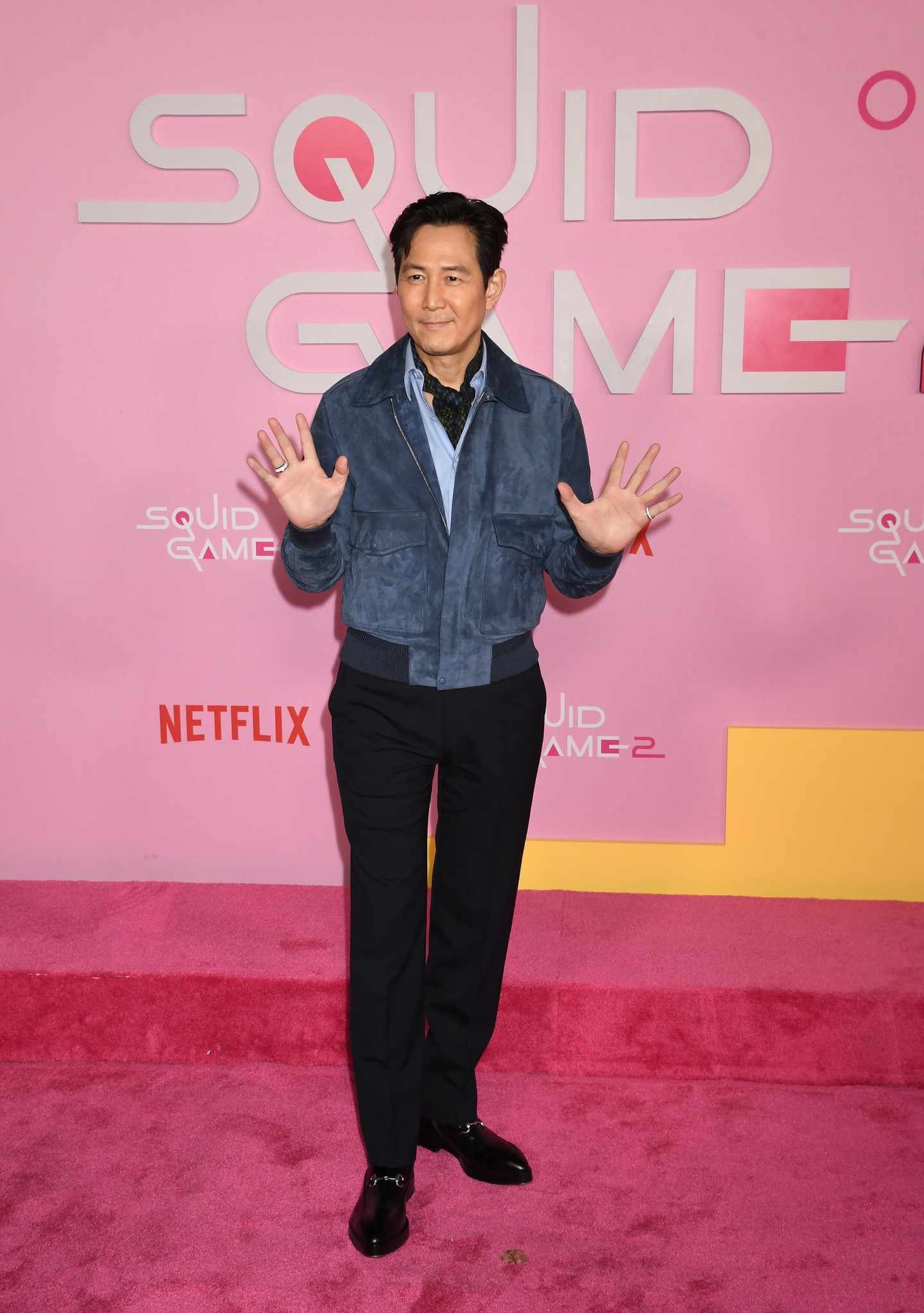 Lee Jung-jae a Nyerd meg az életed főszereplője, aki Gi-hunt, vagyis a játék eltörléséért küzdő 456-os játékost alakítja. Az első évadban nyújtott teljesítményéért többek között Emmy-díjra és Golden Globe-díjra is jelölték.