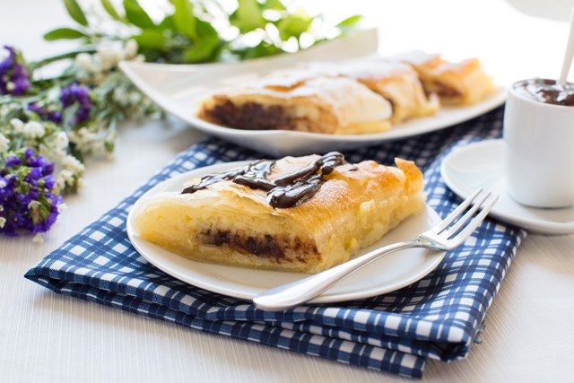 Tejberizses csokis rétes recept