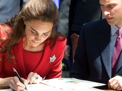 Megmutatjuk: ilyen Kate Middleton kézírása