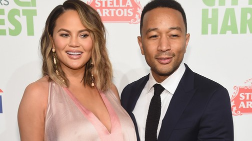Megszületett! Chrissy Teigen és John Legend második gyermeke megérkezett