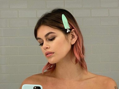 Kaia Gerber pink hajról, niacinamidről, és hogy miért van odáig a kristályokért