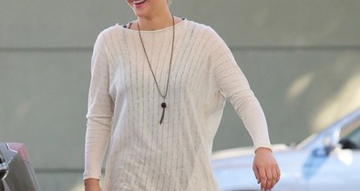 Jennifer Lawrence széles mosollyal az arcán szakítás után