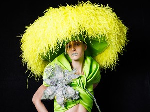 Ezeket a ruhákat ki fogja felvenni? Meghökkentő trendek, amik 2026-ban letarolták a kifutókat 