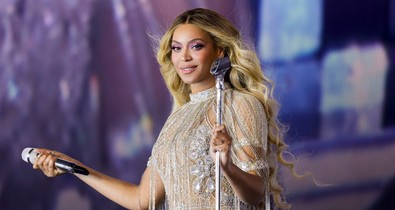 Blue Ivy új fotóján megszólalásig hasonlít édesanyjára, mintha csak Beyoncét látnánk 20 évvel ezelőtt