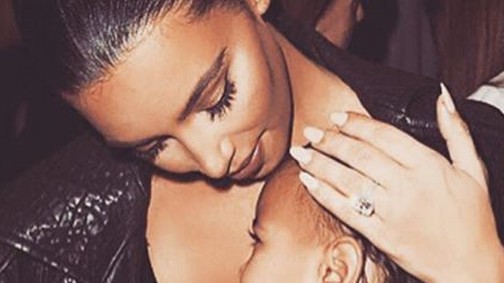 Megvan a nevünk! Kim Kardashian és Kanye West más irányba mentek