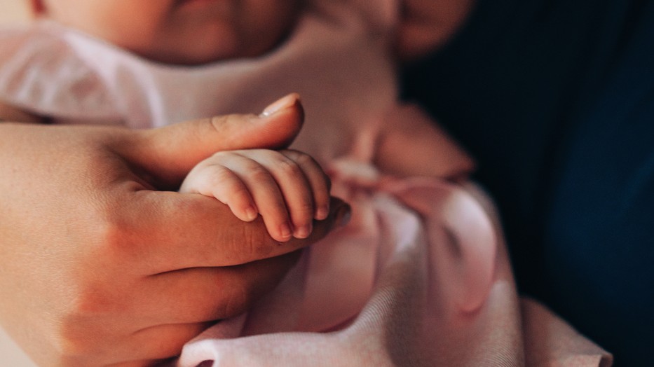 Első hetek, első félelmek – és egy hely, ahol tényleg biztonságbanérezheted a babád