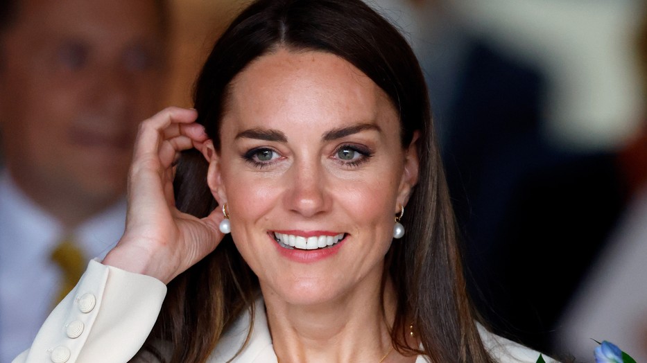 A két ikon, Katalin hercegné és Anna hercegnő most először vettek részt együtt nyilvános eseményen