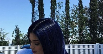 Kylie Jenner új hajszínét nem hiszed el