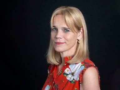 Hipp Katalin: „A mai napig meglepő érzés, amikor a könyvesboltban a saját nevemet látom egy polcon” 