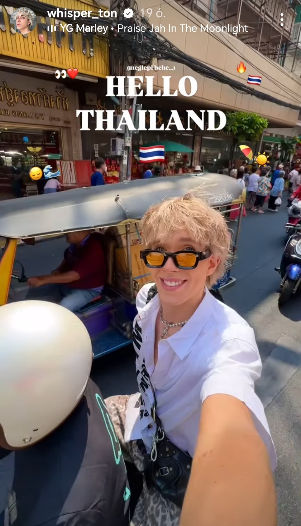 WhisperTon Thaiföldön pihen