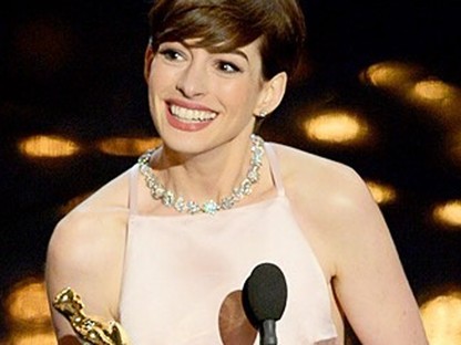 Anne Hathaway olyan dologra készül, amiről már most tudja, hogy felháborítja majd az embereket! 
