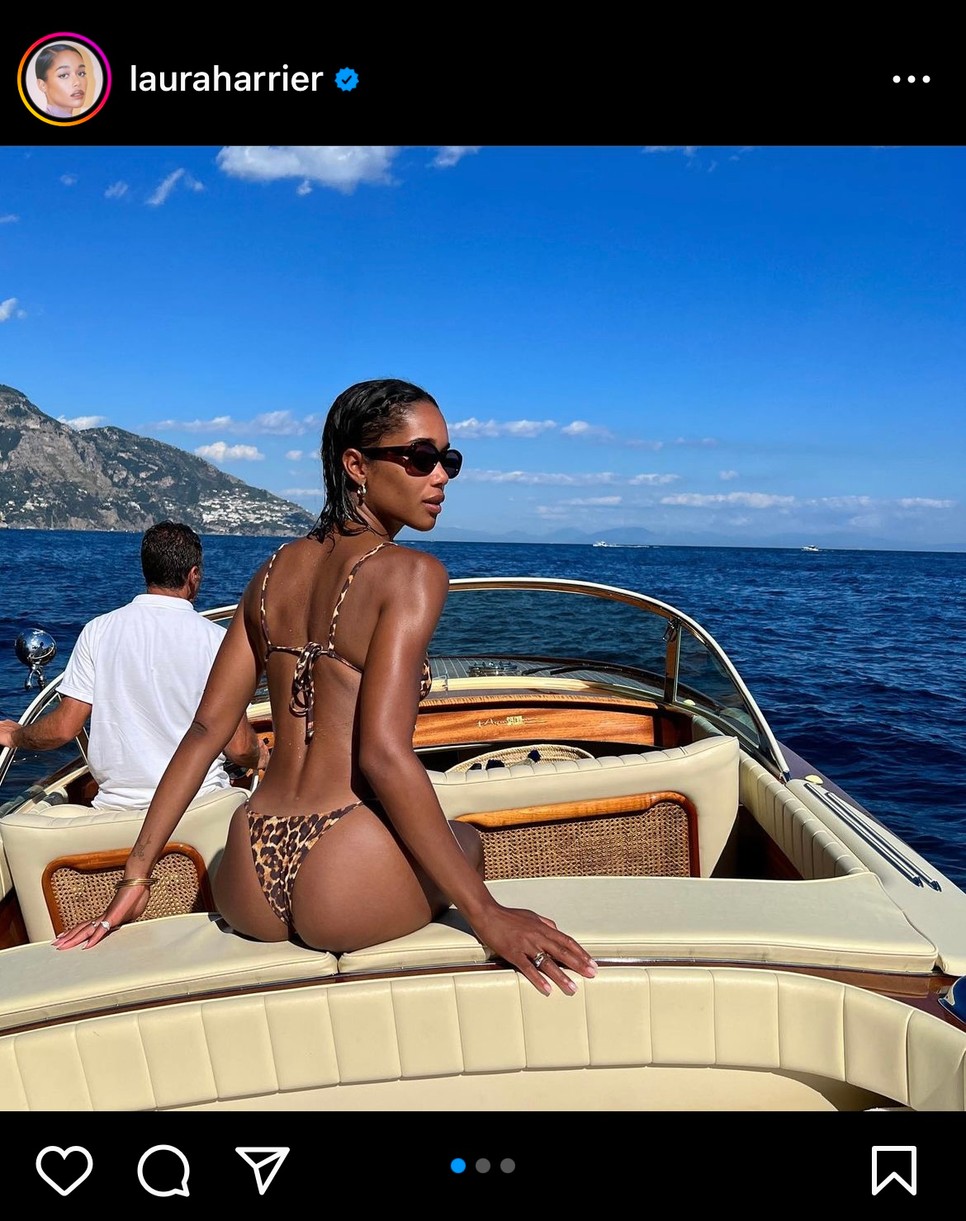 Egy örökzöld, ami az idei fürdőruha trendek között is toplistás.