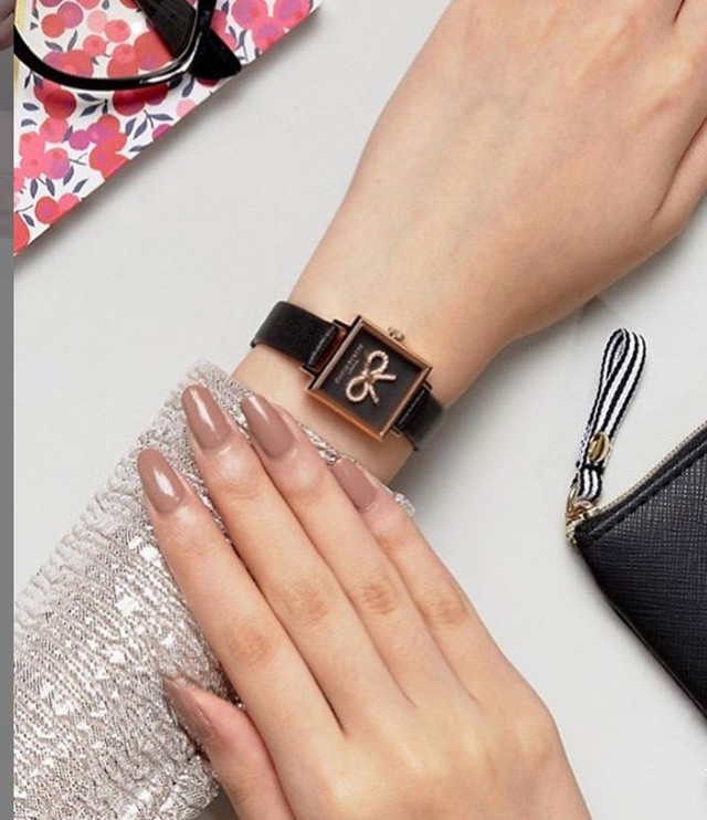 Legjobb barátnők alapították a XXI. század legmenőbb óramárkáját