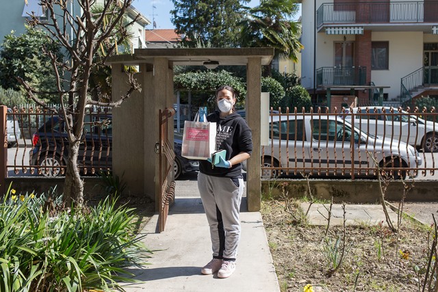 Exkluzív fotósorozat: így élik meg a futárok a vészhelyzetet