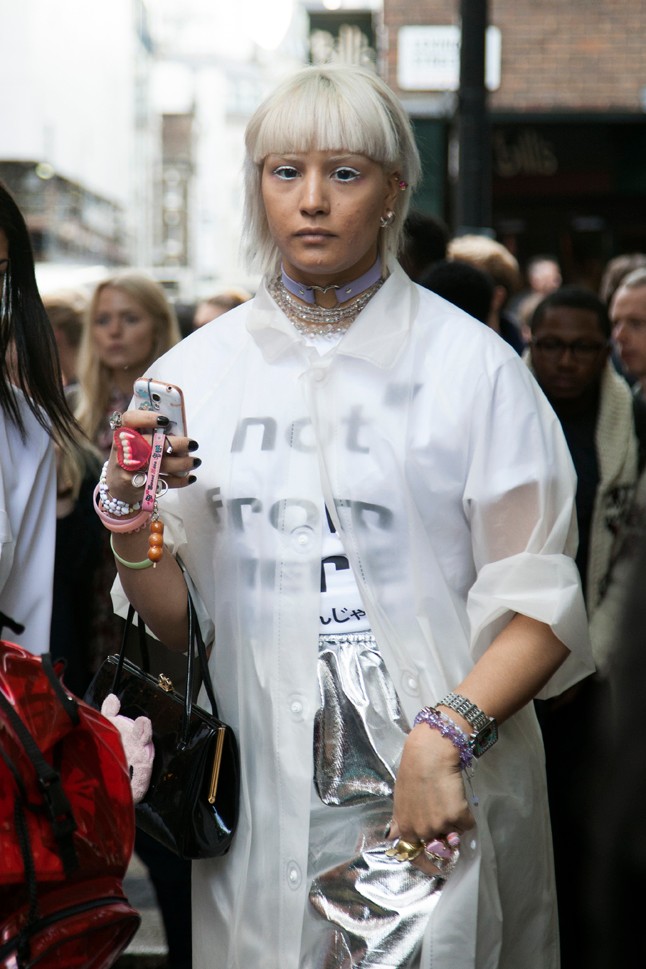 A legjobb streetstyle szettek az angol divatfővárosból, Londonból
