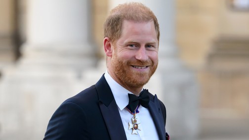 Megvolt Harry herceg első hivatalos megjelenése Angliában, de nem véletlen, ha hiányérzeted lenne a képei láttán 