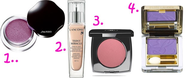 Rita Ora lenyűgöző, lila sminkje