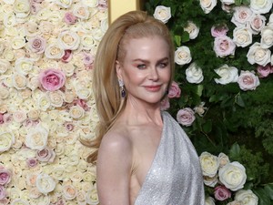 Az 57 éves Nicole Kidman gyönyörű pucérruhában tündökölt, egyszerre áradt belőle a meztelenség és a visszafogottság