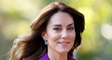 Történelmi pillanat: Katalin hercegné először viselte ezt a merész színt, és hibátlan a végeredmény