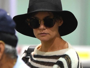 Katie Holmes olyan rövidre vágatta a haját, hogy elképzelni se tudod!