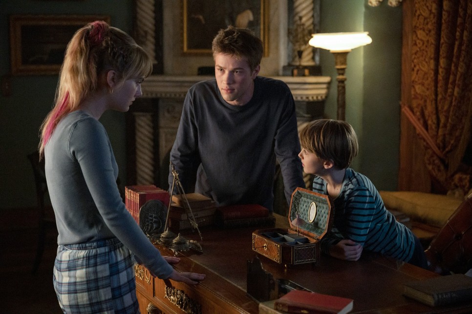 A Lock & Key című sorozatot eredetileg is három évadosnak tervezték, így egyértelmű lezárásra számíthatunk a harmadik évadban