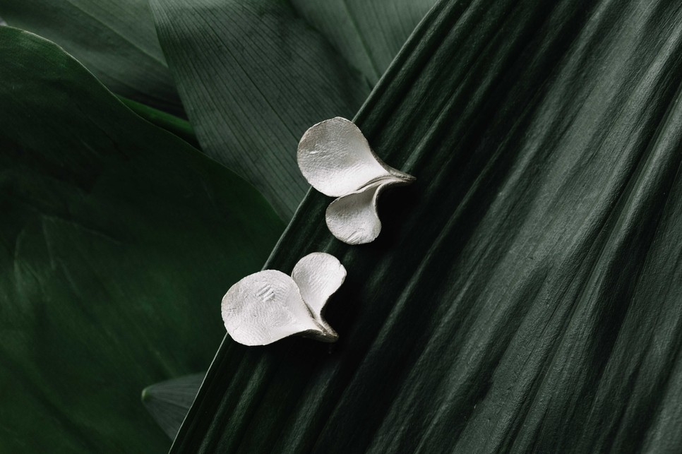 Fekete Fruzsi ékszer, Fotó: Liszkay Lilla