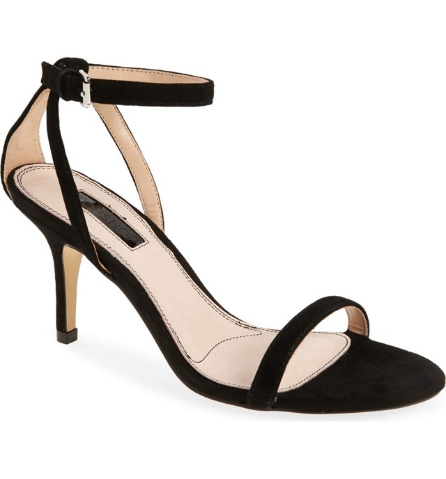 18 000 forintból lekoppinthatod Bella Hadid teljes szülinapi szettjét!