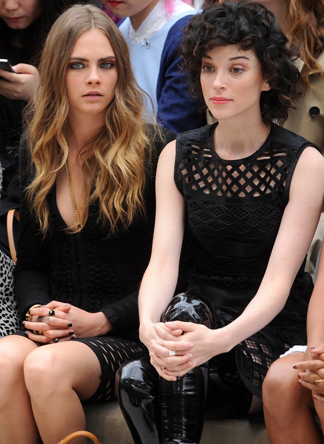 Cara Delevingne hisz a szerelemben pedig túl sok rohadékkal randizott már!